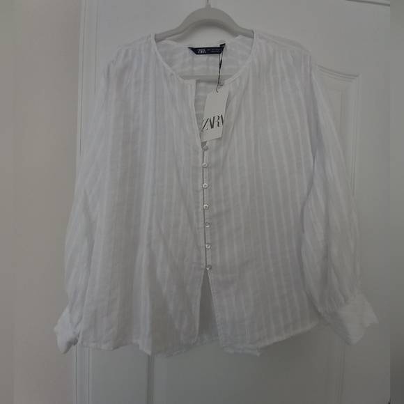 NWT  ZARA white  metallic thread cotton blouse top size M - Picture 3 of 5